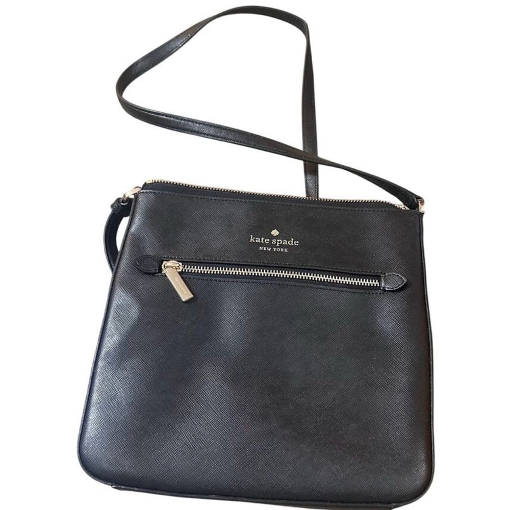 Kate Spade Black Shoulder Bag with Sleek Design
